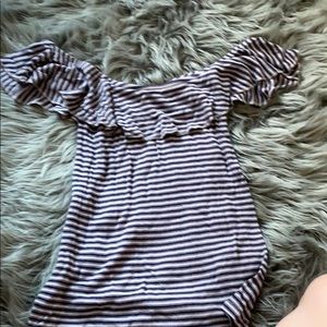 Off shoulder Cape Juby top